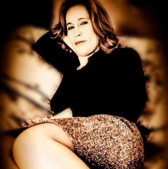 Meet your Posher, Sue - Picture 14 of 16